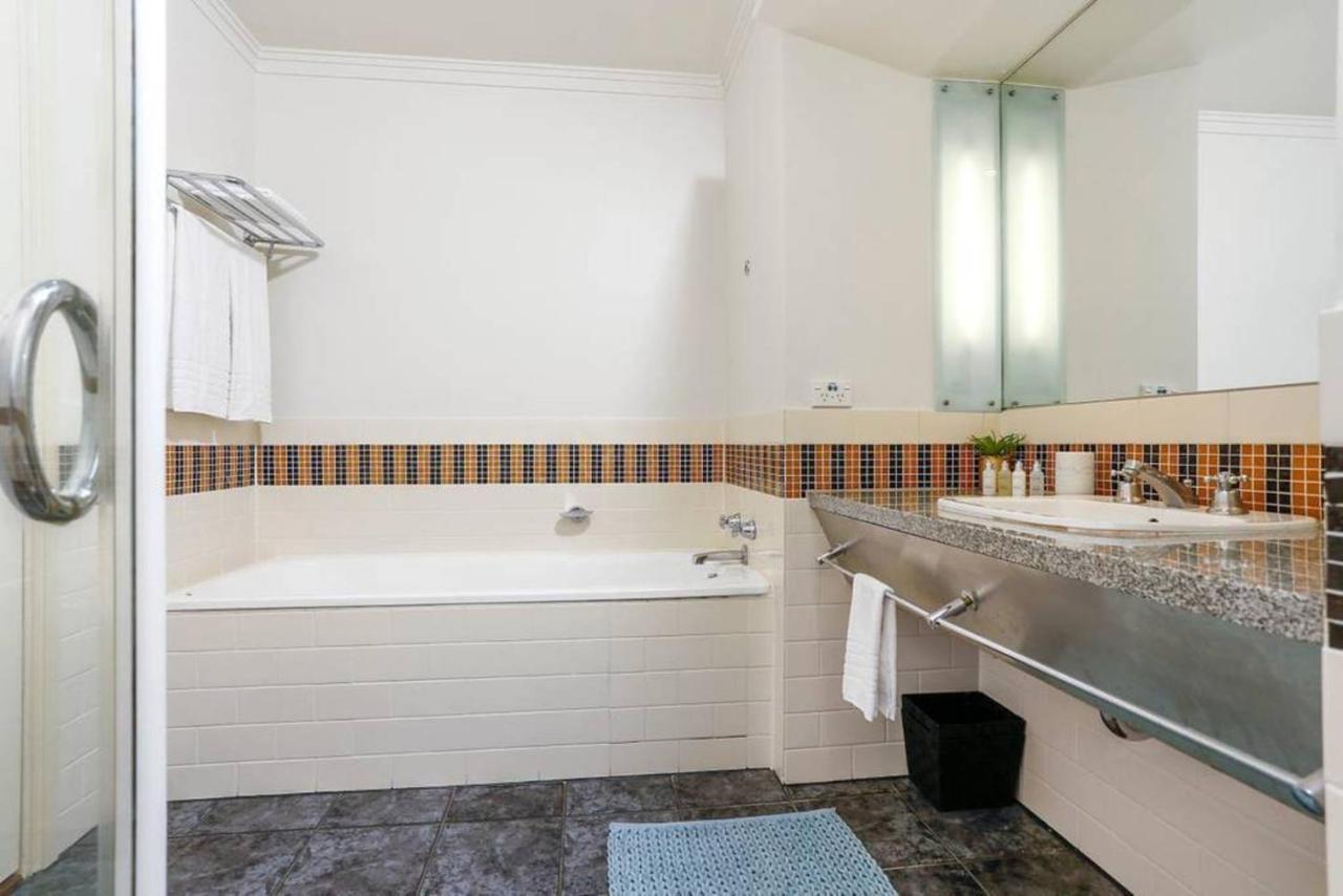 Spacious One Bedroom In The Heritage Hotel! Auckland Exteriör bild