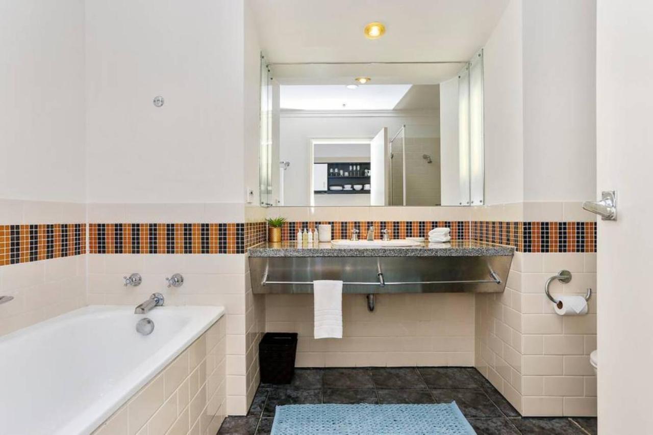 Spacious One Bedroom In The Heritage Hotel! Auckland Exteriör bild